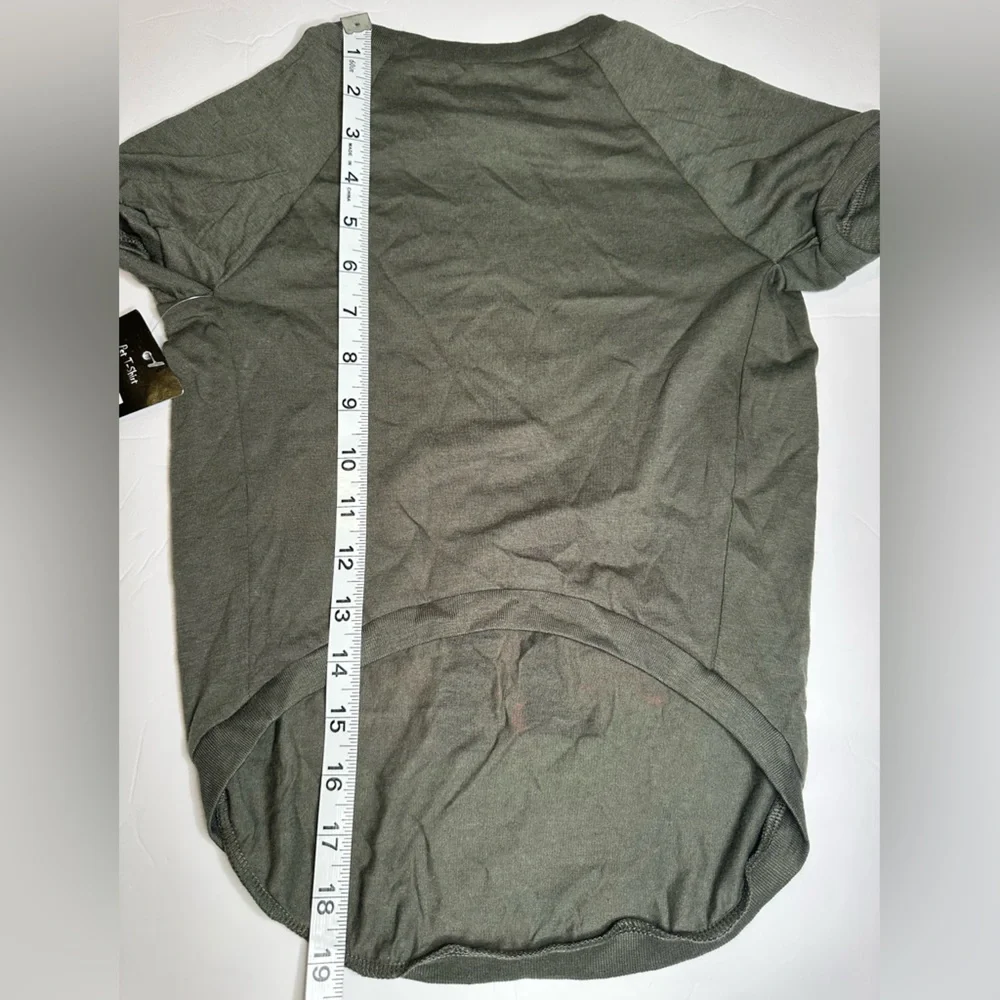 Gray Graphic T-Shirt with Red and‎ Orange Design